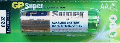 batería alcalina AA
